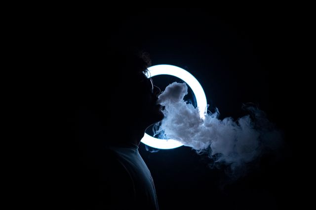 kouření elektronických cigaret